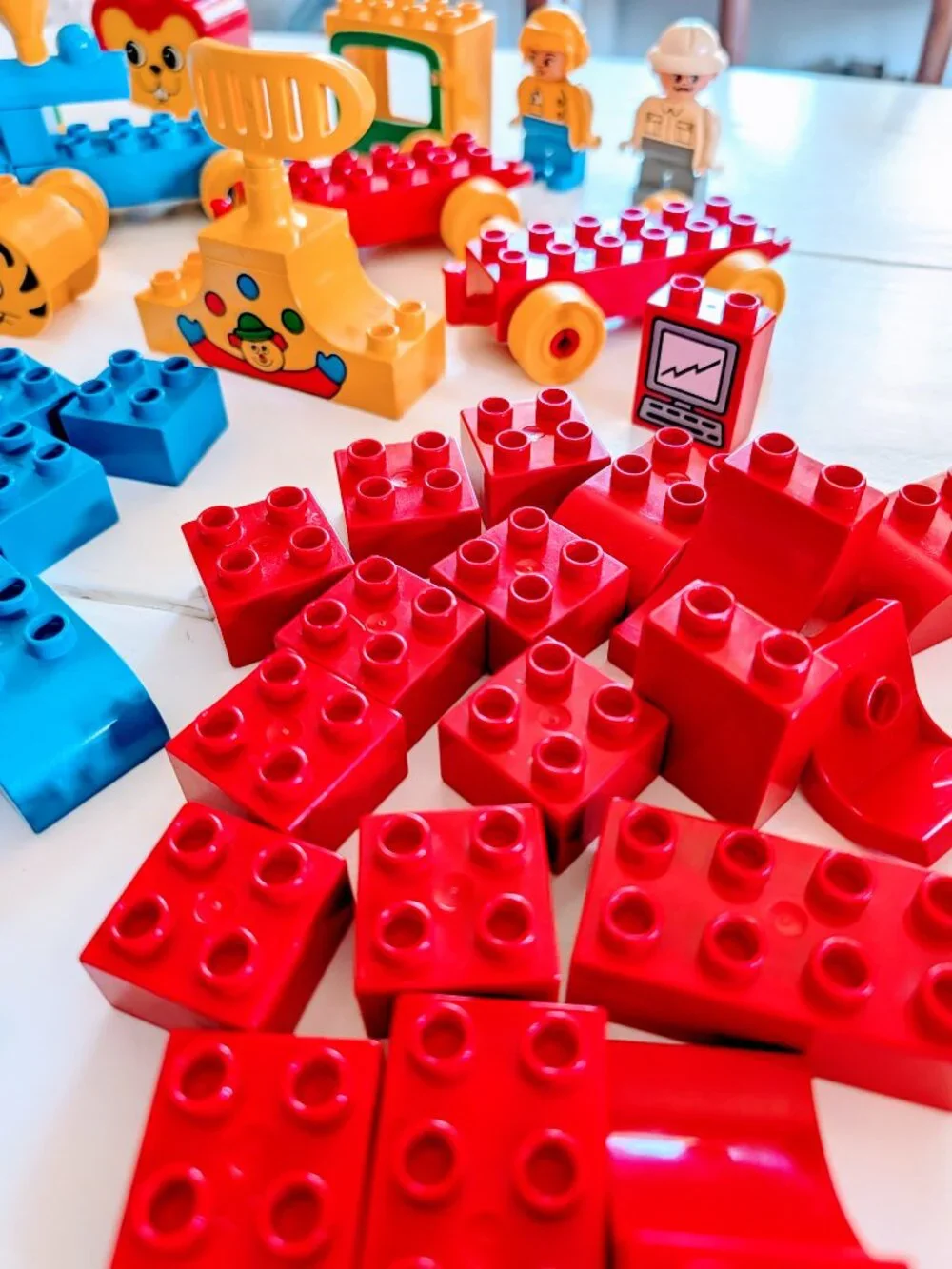 VTG 90s LEGO Duplo Lot 86pc Animals Train Figures Circus Green Bucket #2397 - Picture 7 of 7